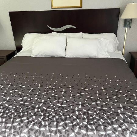 Budget Inn Ταλαχάσι Εξωτερικό φωτογραφία